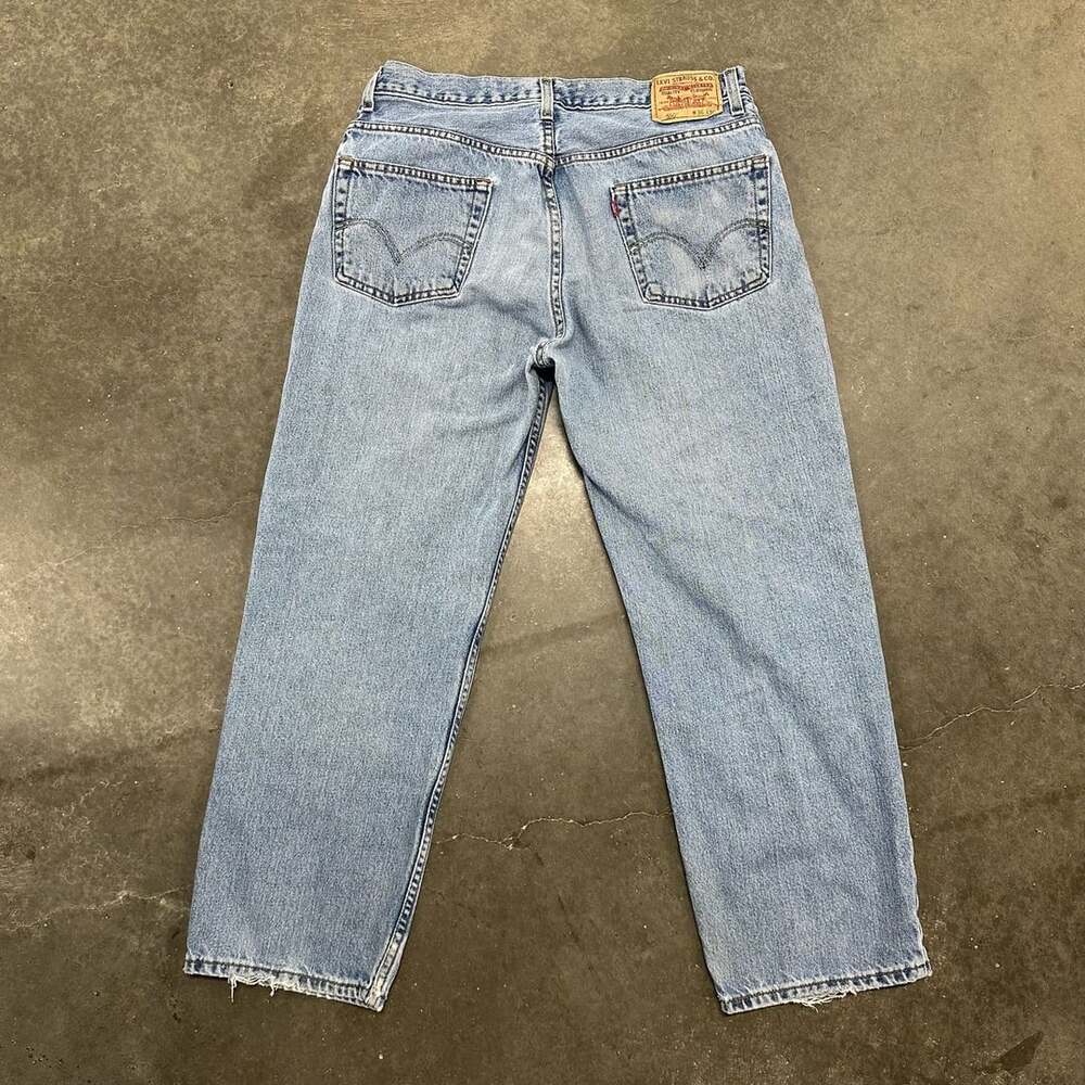 Levi's 550 Relaxed Fit Light Wash Denim Jeans Size W36 L30